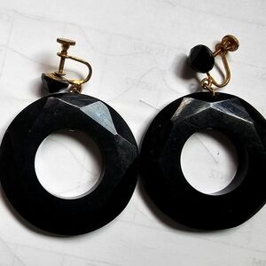 Women's Vintage Black Screwback Earrings